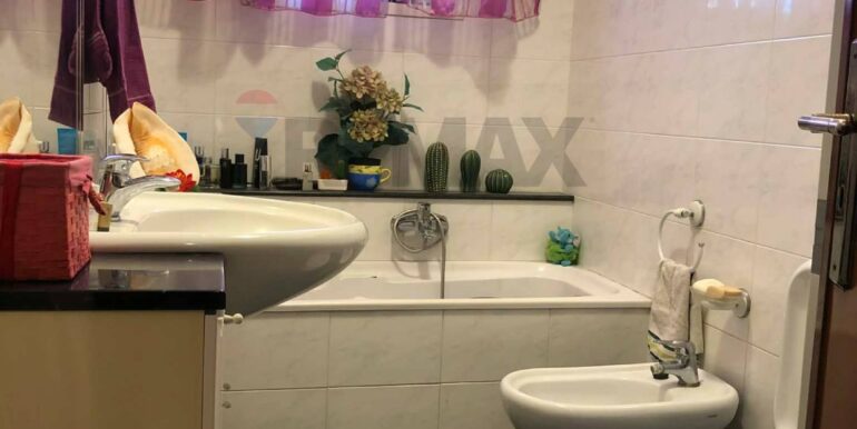 20251128115835-1004278-18