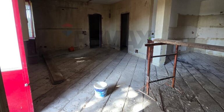 20251128122308-991987-35