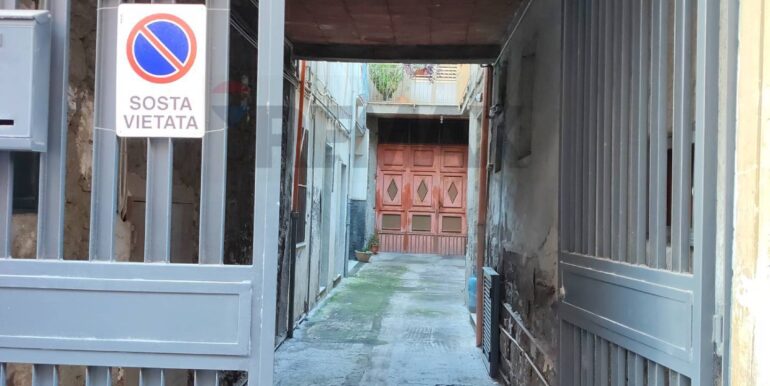 20251128192519-1001303-13