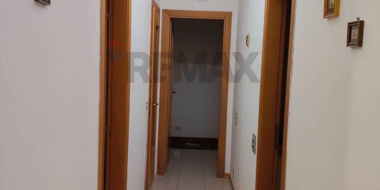 20251128192537-1001303-20