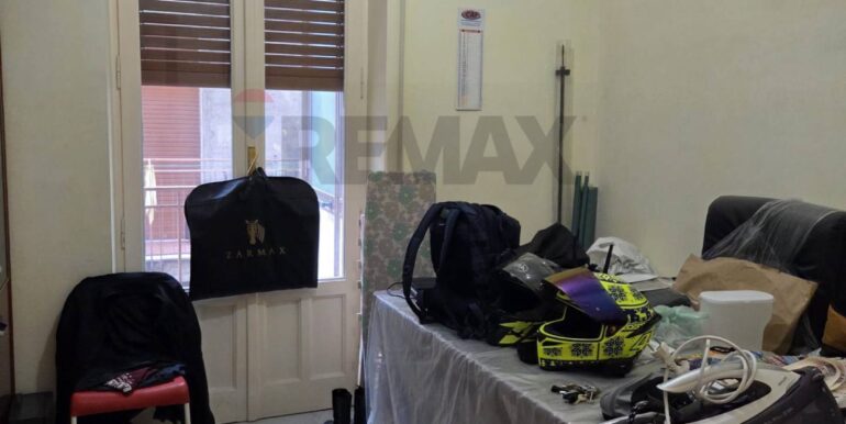 20251128194040-1005468-7