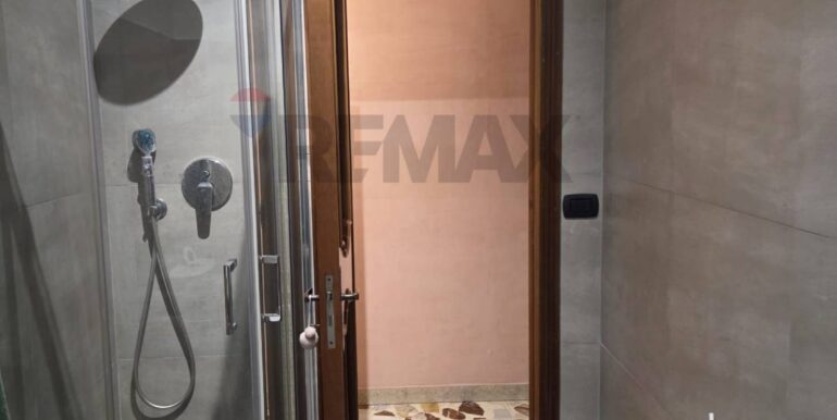 20251128194207-1005468-15