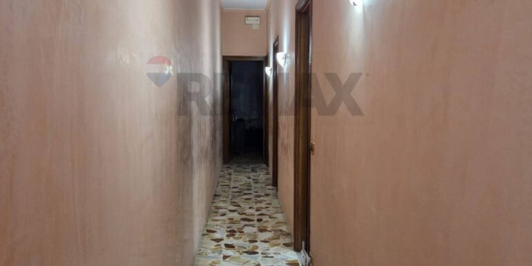 20251128194215-1005468-17