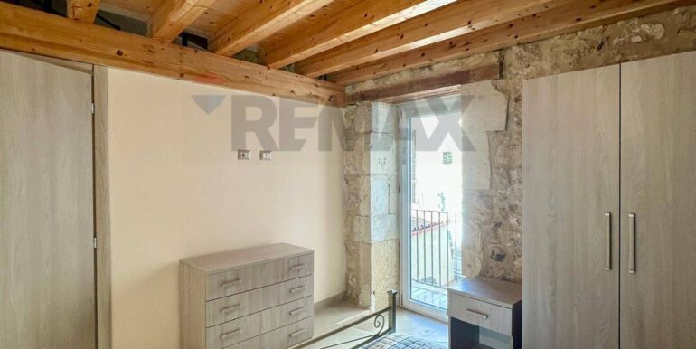 2025112893357-1004254-2