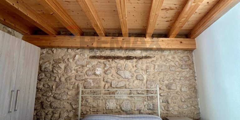 2025112893400-1004254-3