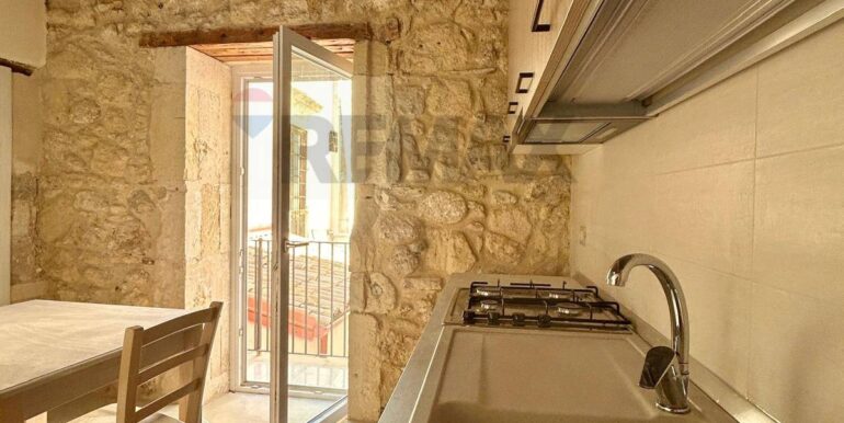 2025112893418-1004254-11