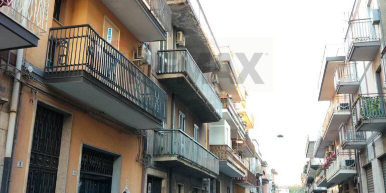 20251129121823-1005487-4