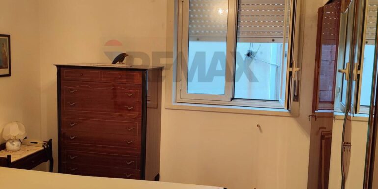 20251129121838-1005487-9