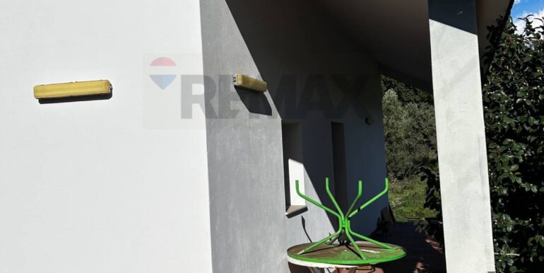 20251129124529-1005495-3