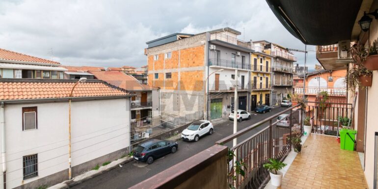 20251130191240-997520-18