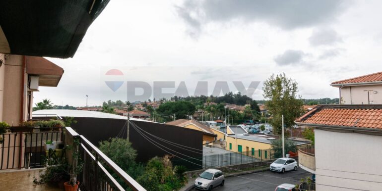 20251130191244-997520-19