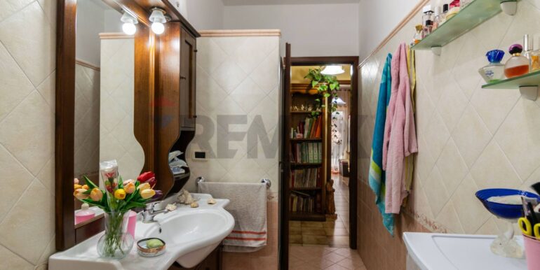 20251130191305-997520-24