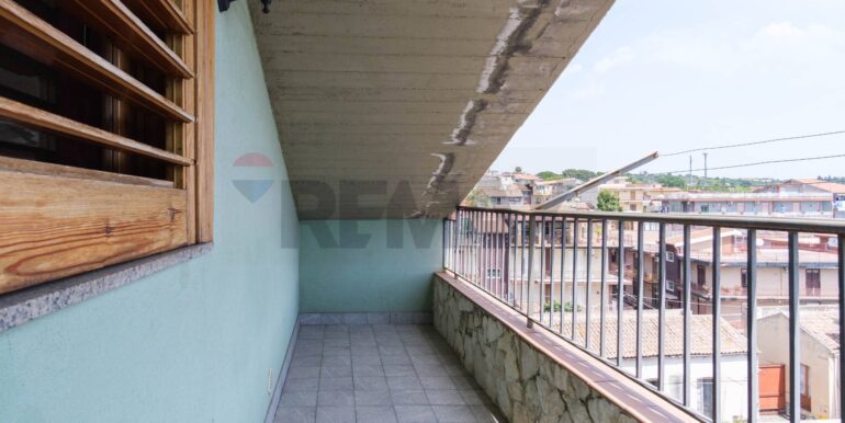 20251201114243-1005676-6