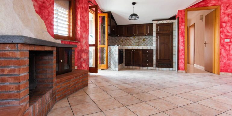 20251201114244-1005676-15