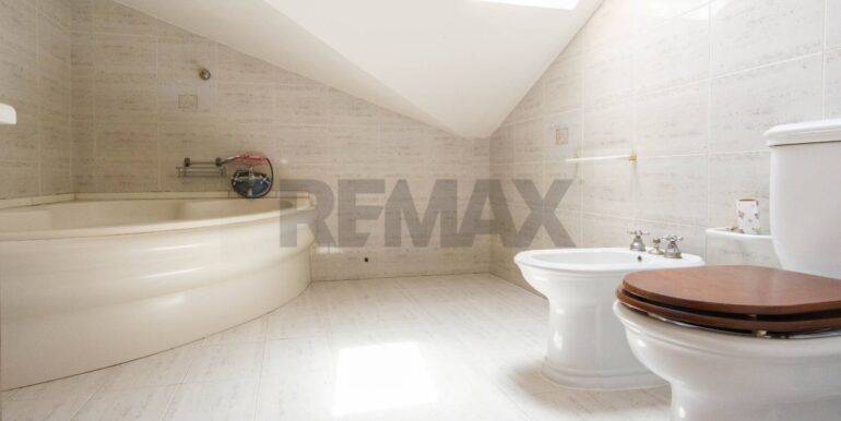 20251201114244-1005676-16