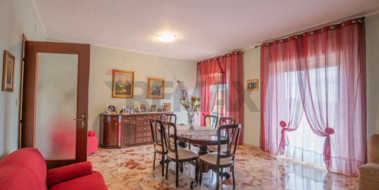 20251201120839-1003993-9