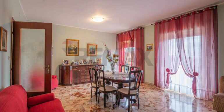 20251201120843-1003993-10