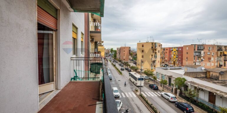 20251201120847-1003993-11