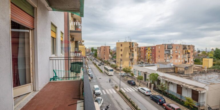 20251201120851-1003993-12