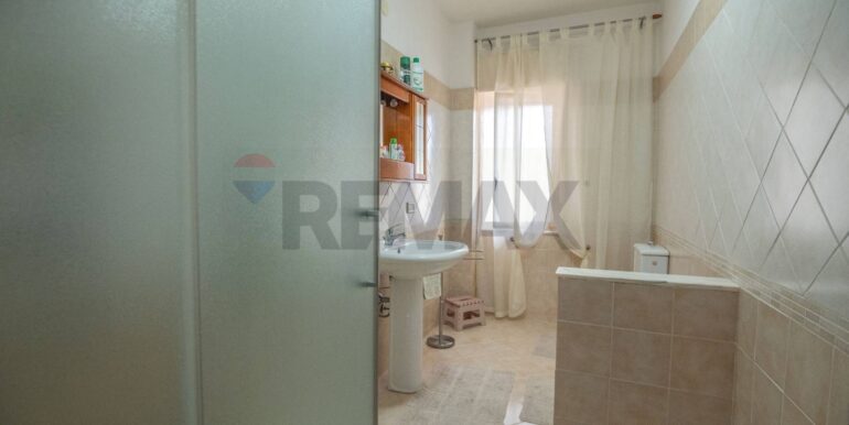 20251201120907-1003993-16