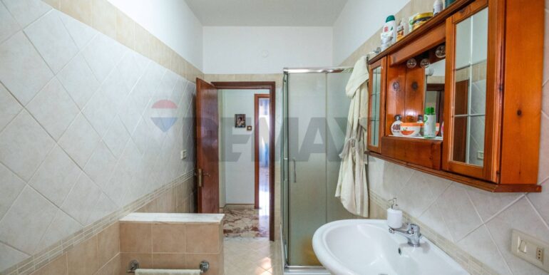 20251201120915-1003993-18