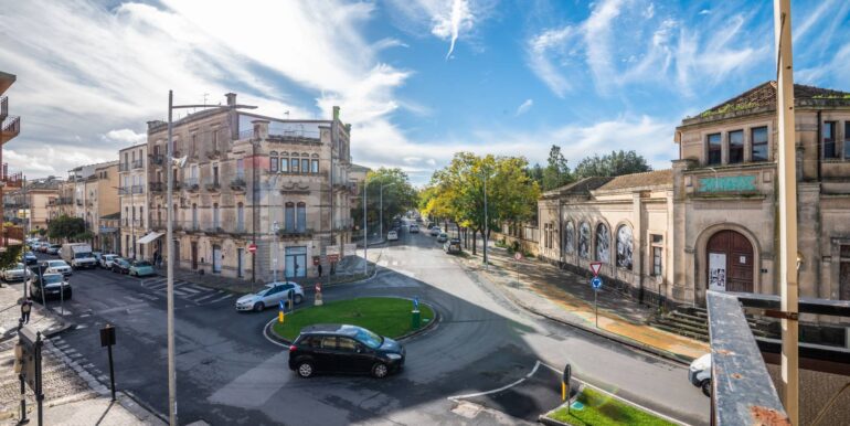 20251201152812-1000470-4