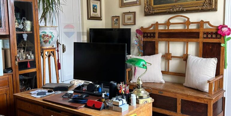 20251201175607-1005808-5