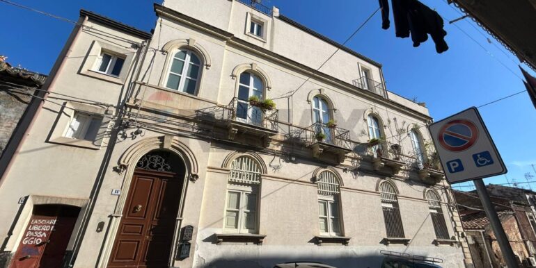 20251201175611-1005808-29