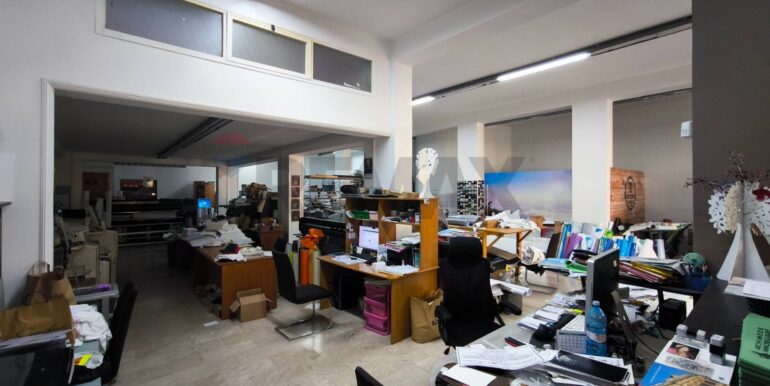 20251201194507-1005842-7