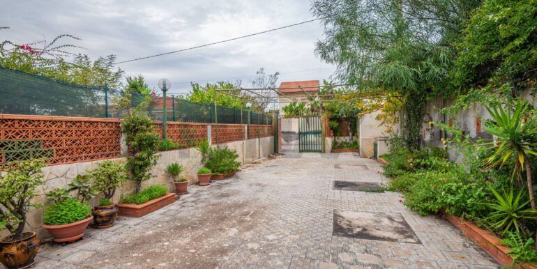 2025120194218-1005353-19