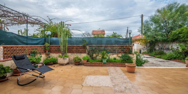 2025120194245-1005353-27