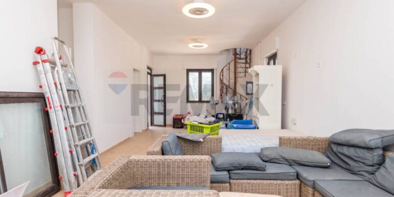 20251202120953-1005926-4