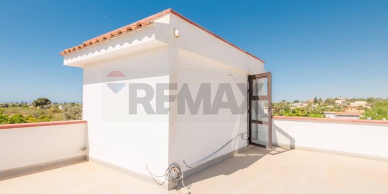 20251202121001-1005926-9