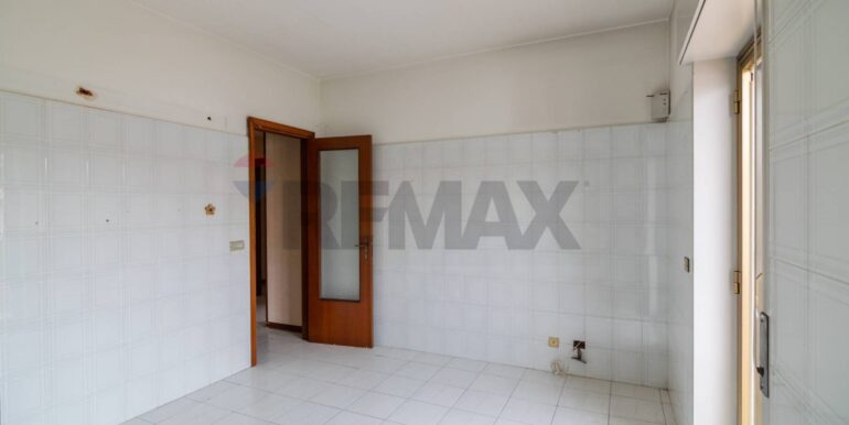 20251202180122-1006055-18