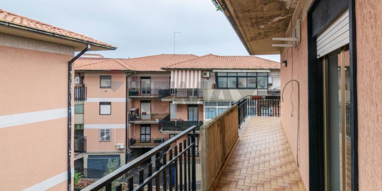 20251202180134-1006055-22