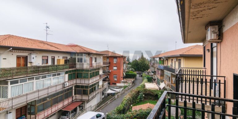 20251202180211-1006055-33