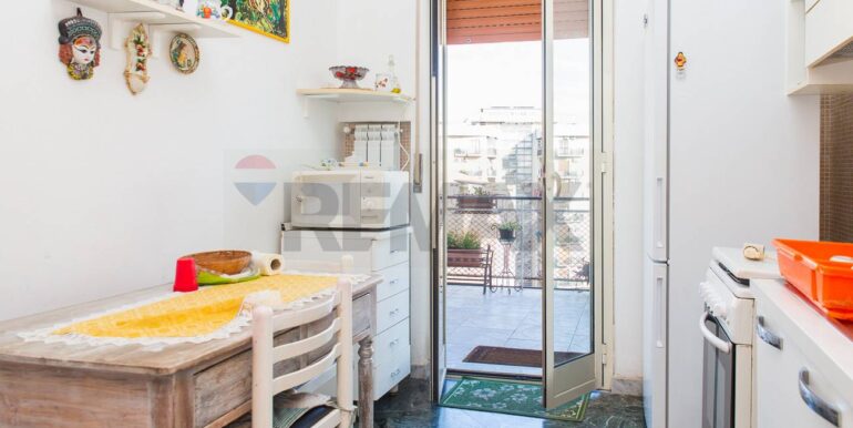 20251202192930-1005910-12