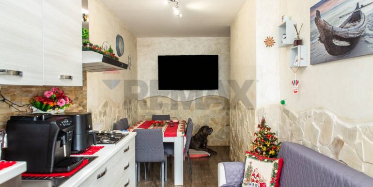 20251202195533-1006075-5