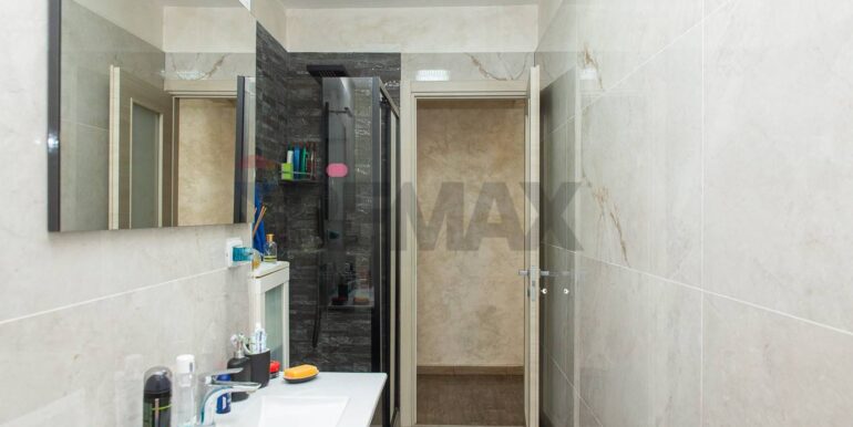 20251202195554-1006075-11