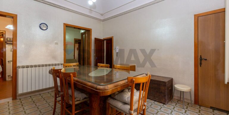 2025120281219-1005863-6