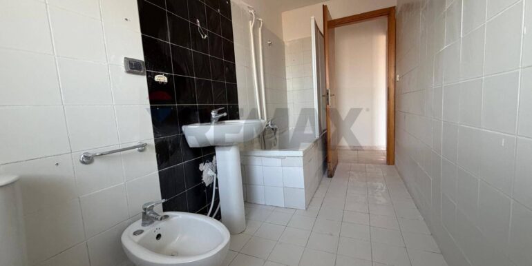 20251203104618-1006094-10