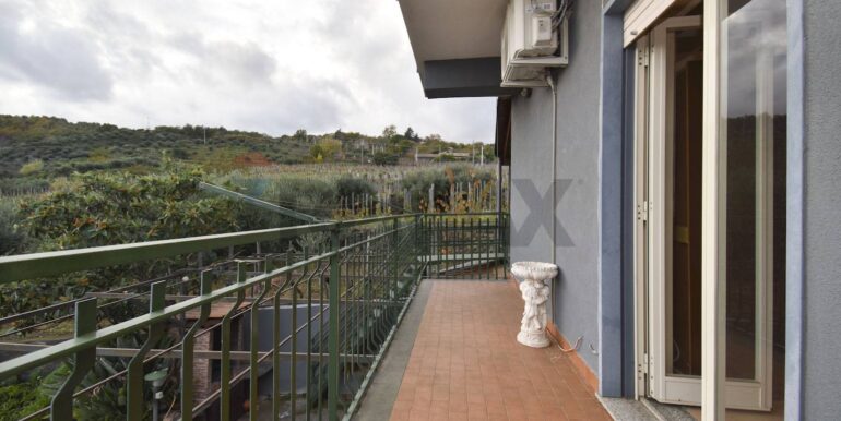 20251203175254-1006208-5