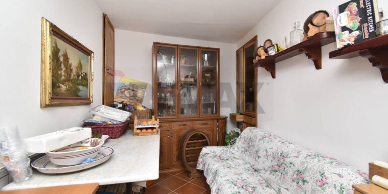 20251203175348-1006208-26