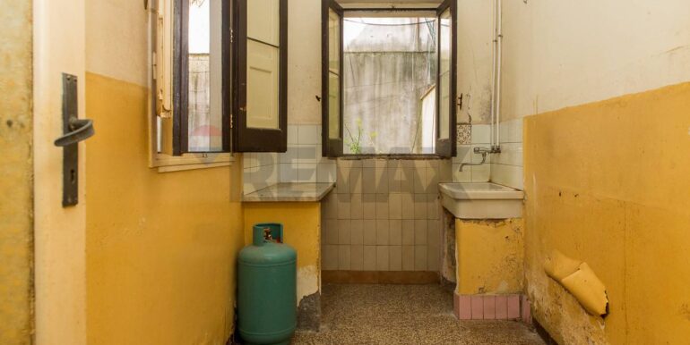 20251203184216-1006247-15