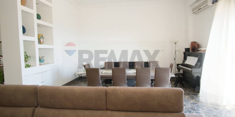 2025120344400-998786-57