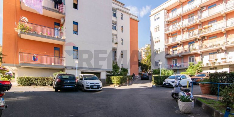 2025120394654-1003403-39