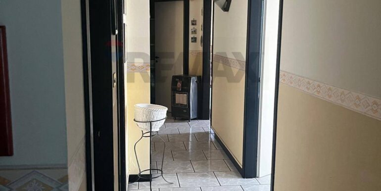 20251204100001-1006270-5