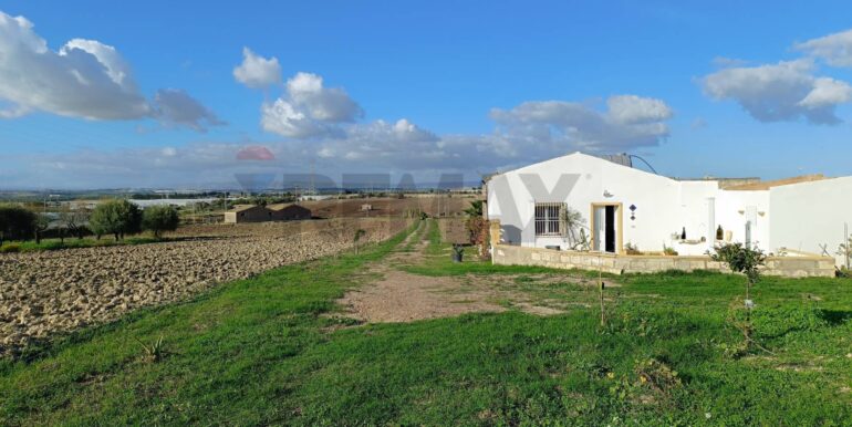 20251204103528-1006333-10