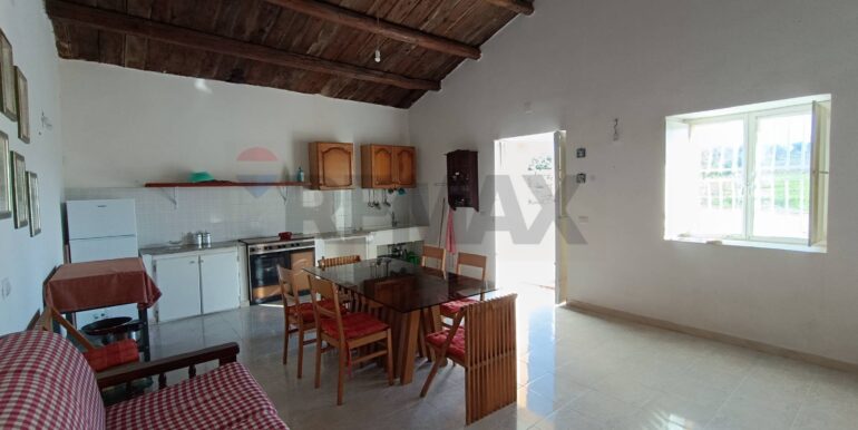 20251204103605-1006333-21