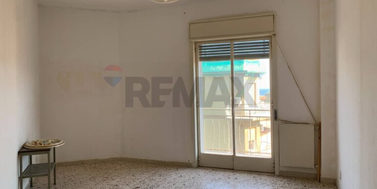 20251204171653-1006436-7